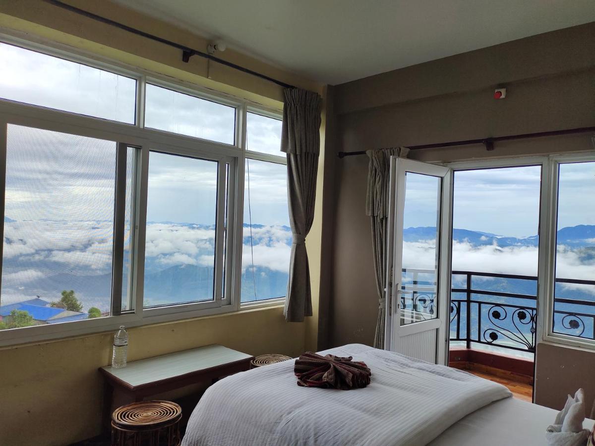 Hotel High Ground Inn Sarangkot Pokhara Exterior photo