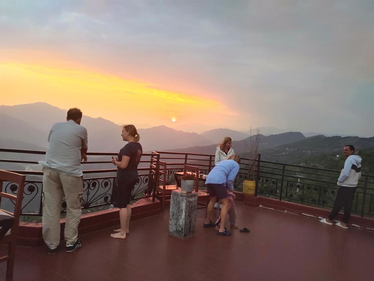 Hotel High Ground Inn Sarangkot Pokhara Exterior photo