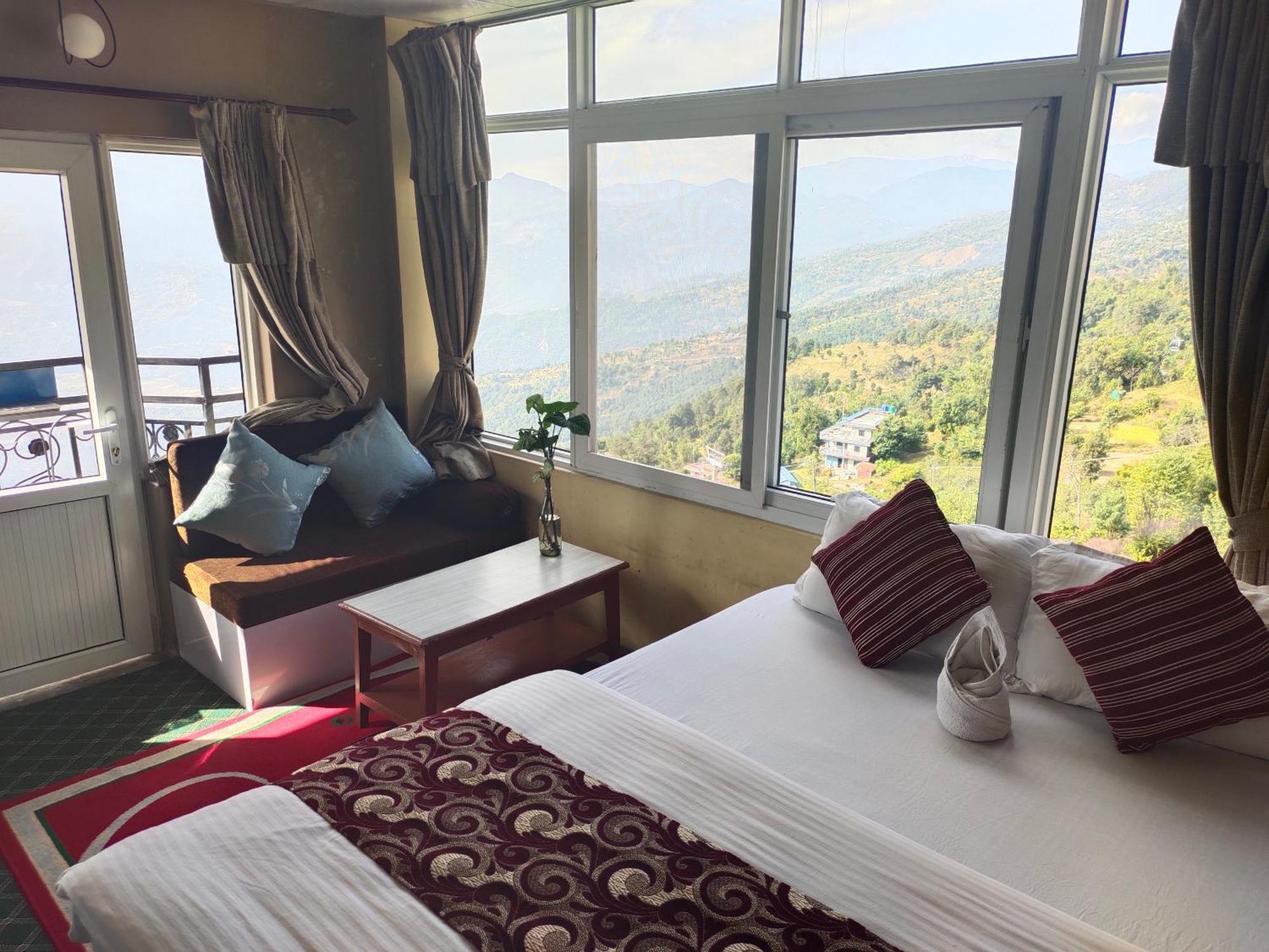 Hotel High Ground Inn Sarangkot Pokhara Exterior photo